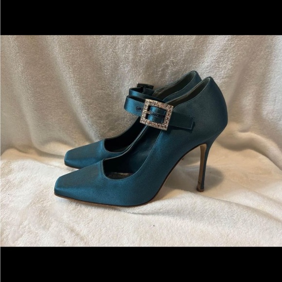 Manolo Blahnik pumps - Picture 4 of 4